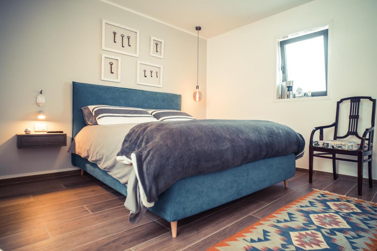 800S Home Luxury Rooms Остуни Екстериор снимка